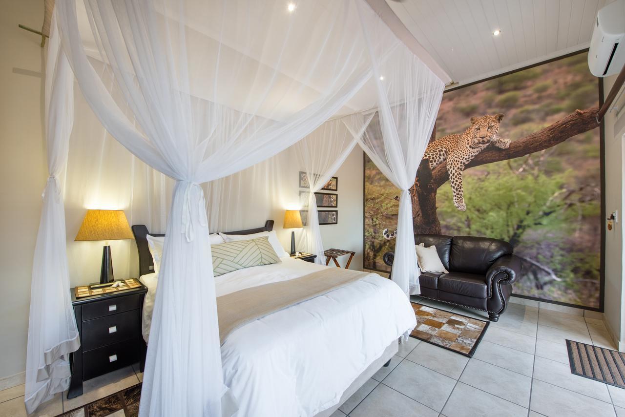 Twiga Travel Villa โฮดสปรูท ภายนอก รูปภาพ