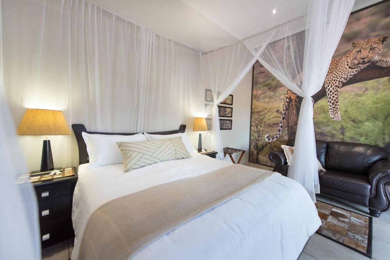 Twiga Travel Villa โฮดสปรูท ภายนอก รูปภาพ