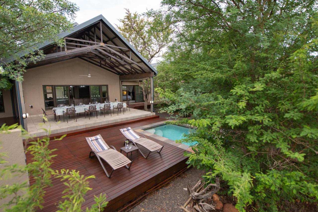 Twiga Travel Villa โฮดสปรูท ภายนอก รูปภาพ