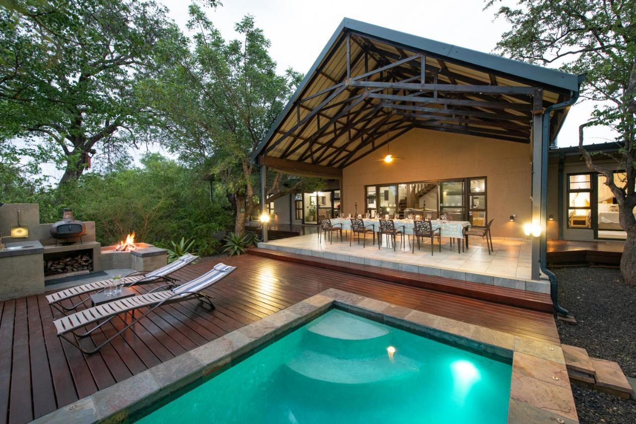 Twiga Travel Villa โฮดสปรูท ภายนอก รูปภาพ