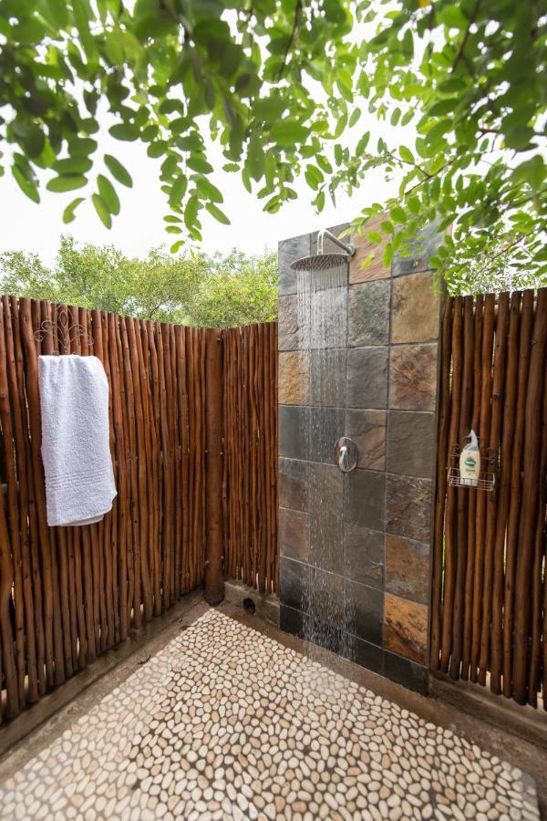 Twiga Travel Villa โฮดสปรูท ภายนอก รูปภาพ