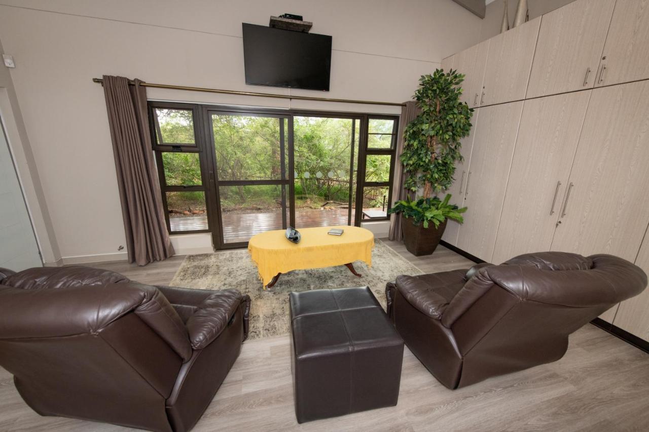 Twiga Travel Villa โฮดสปรูท ภายนอก รูปภาพ