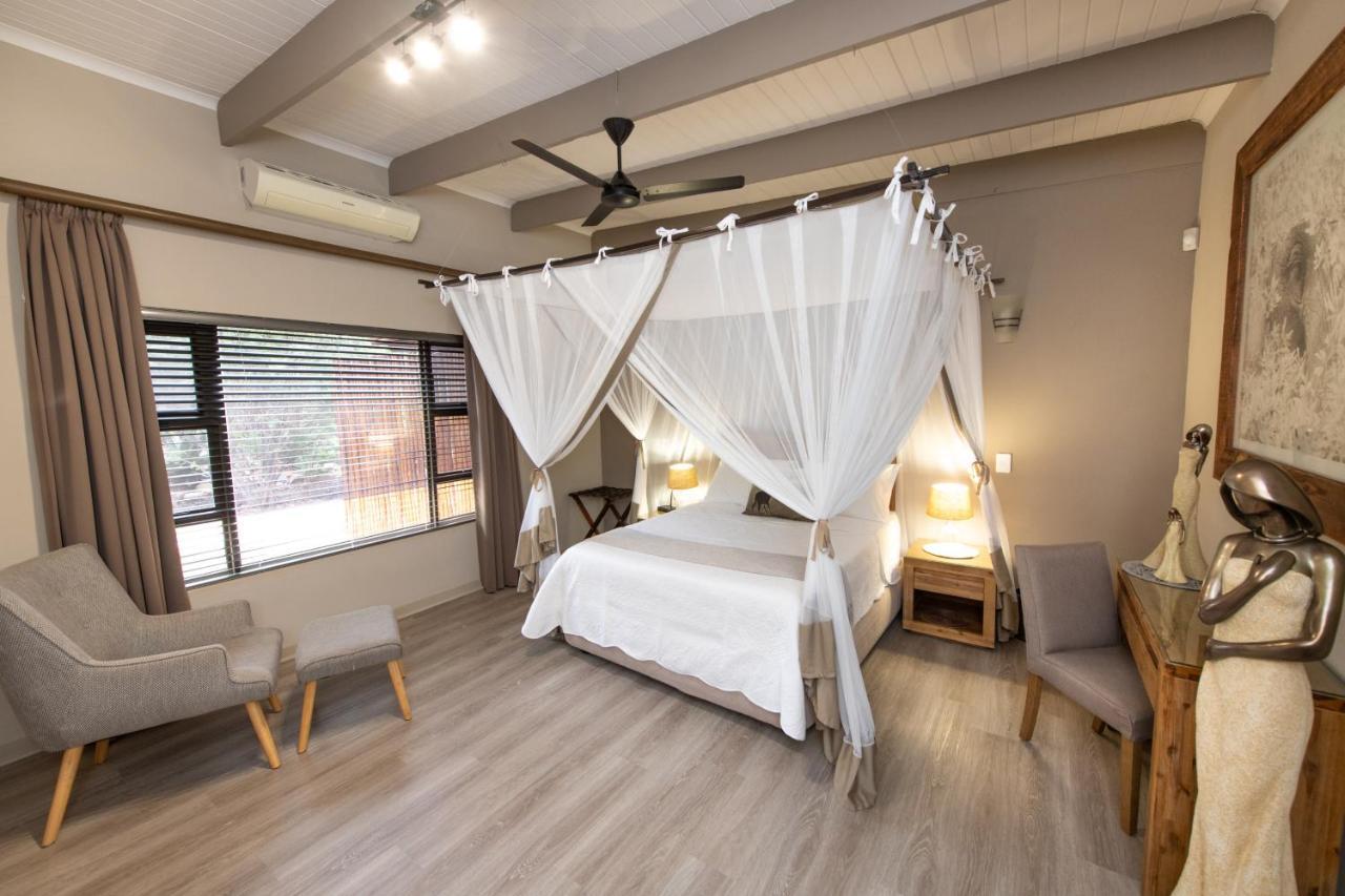 Twiga Travel Villa โฮดสปรูท ภายนอก รูปภาพ