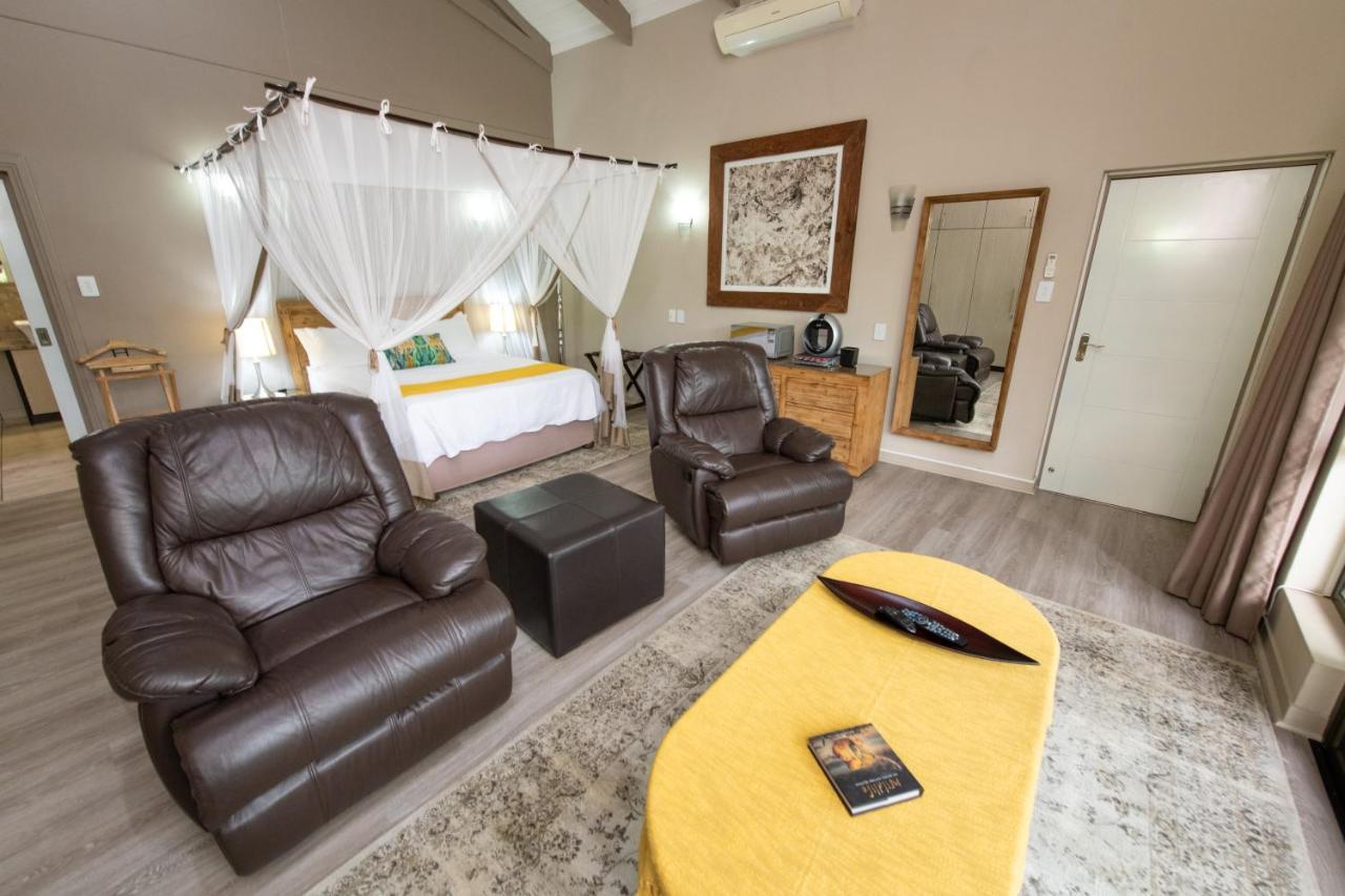 Twiga Travel Villa โฮดสปรูท ภายนอก รูปภาพ